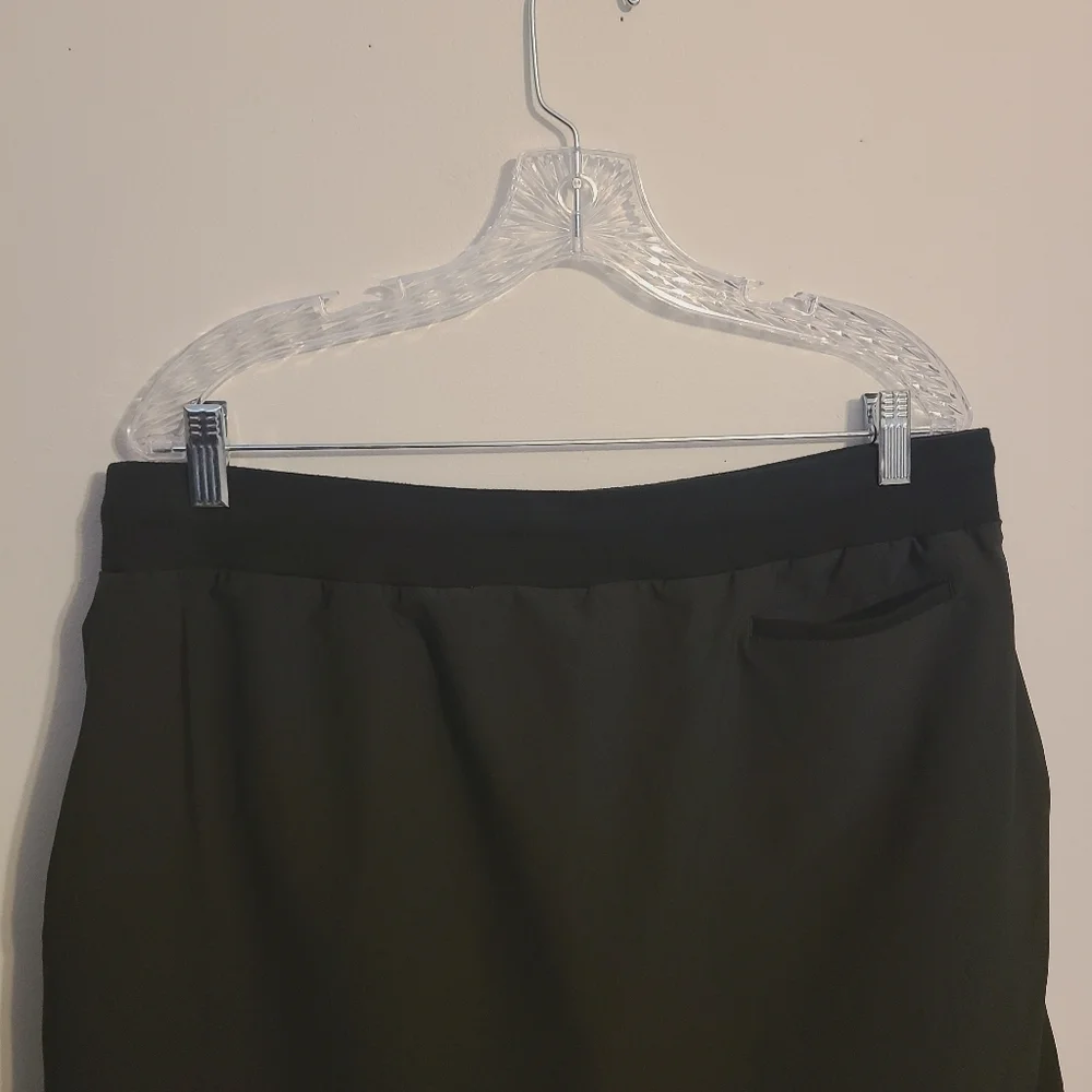 Slazenger | Women's Classic Black Athletic Skorts With Drawstring (Size XL)